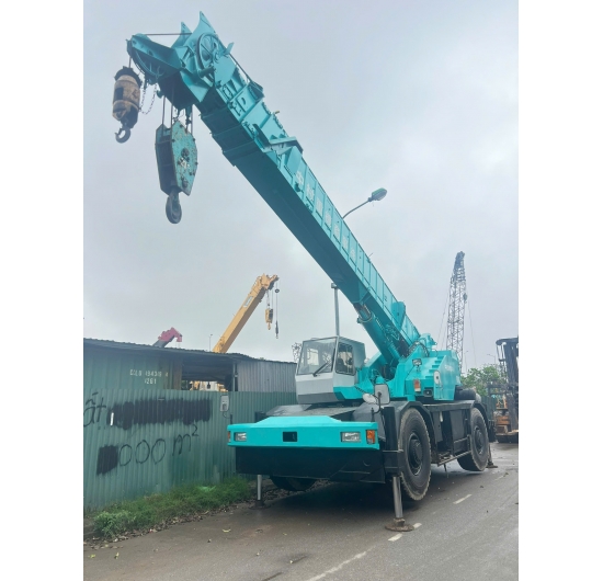 Xe cẩu KOBELCO